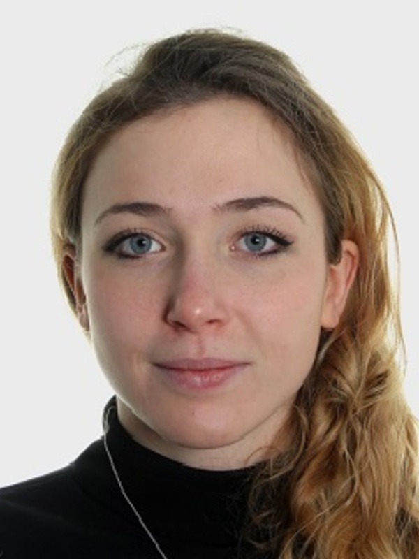 Miss Camilla Tacconis