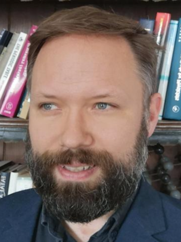 Dr. Michael Sutherland